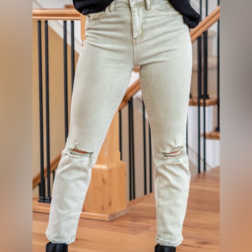 Vervet • Super High Rise Straight Jeans